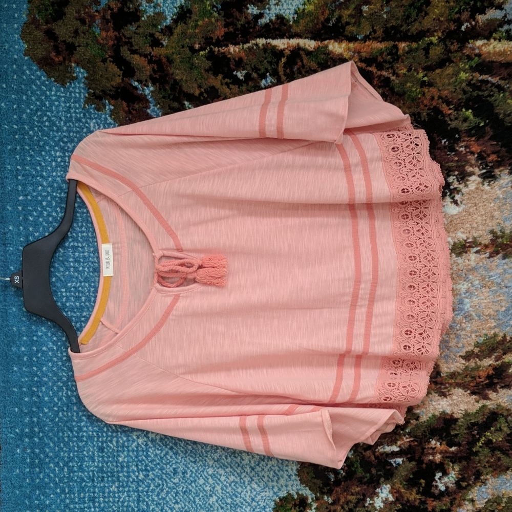 Taylor & Sage shirt